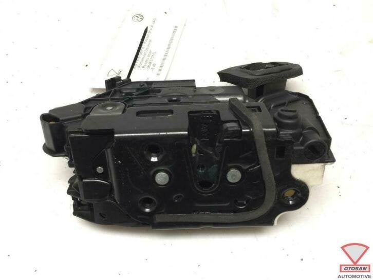 vw polo golf portierslot deurslot rechts voor 5k4837016l, Gebruikt, Volkswagen, Volkswagen AG, Vw@volkswagen.de