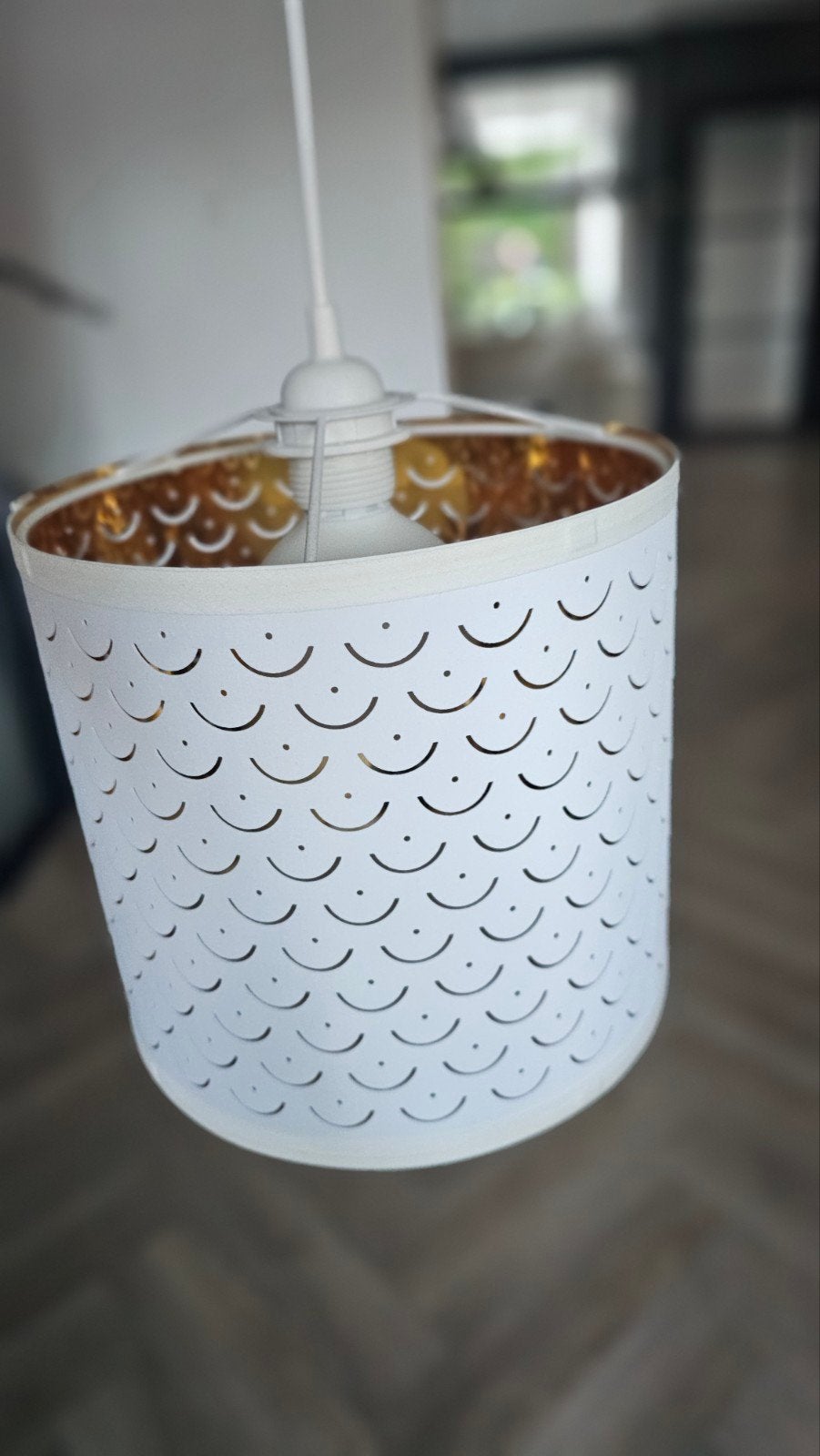 IKEA NYMO Hanglamp met gouden binnenkant, Ophalen, Zo goed als nieuw, Wit, Rond