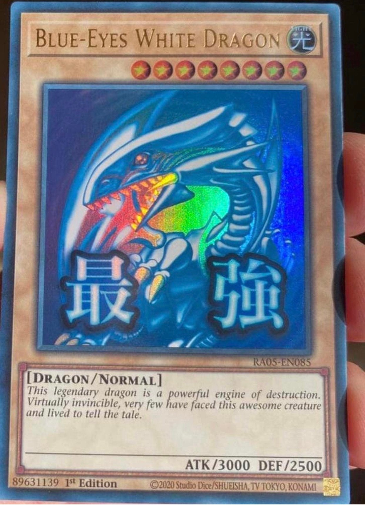 Yu-Gi-Oh! Blue-Eyes White Dragon RA05 1st Edition Mint !, Ophalen of Verzenden, Zo goed als nieuw, Losse kaart, Foil