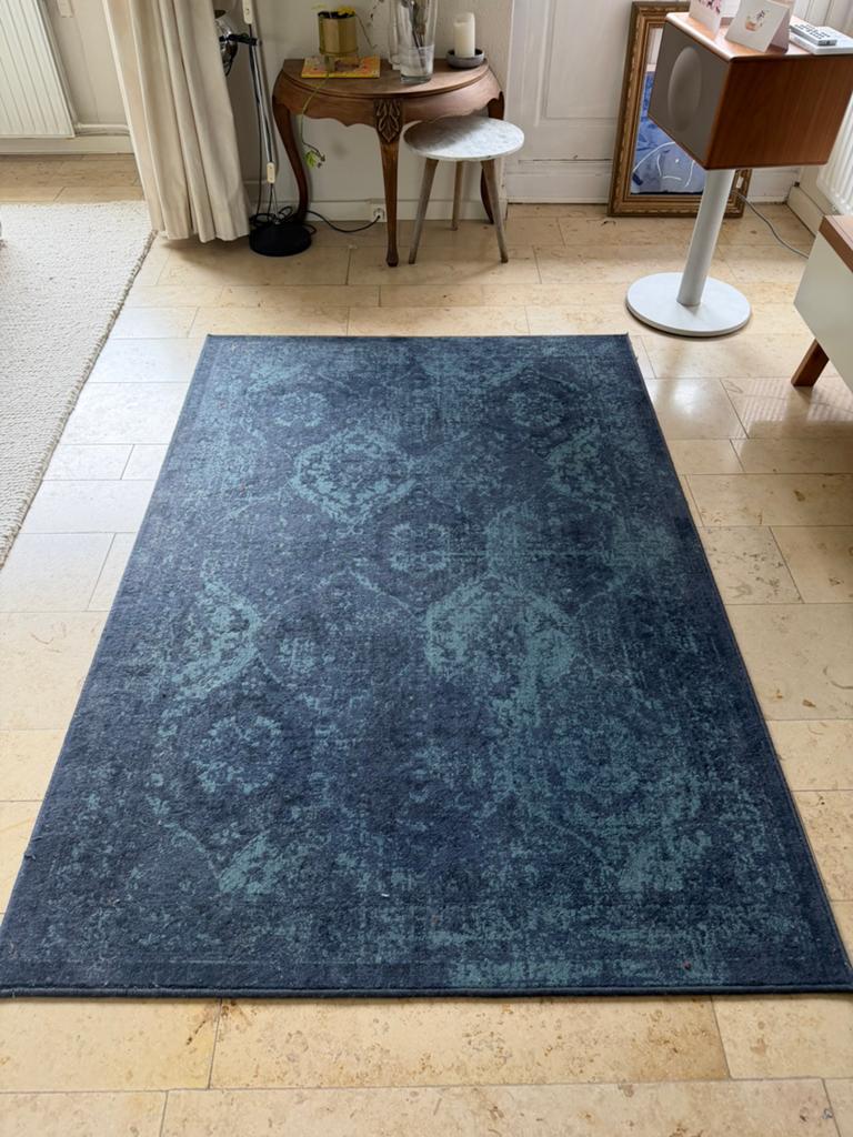 Kleed blauw 133x195, Ophalen, Blauw, Zo goed als nieuw, Minder dan 10 m²