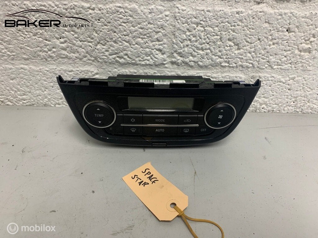Climatecontroldisplay Mitsubishi Space Star 13-18 T54909A, Gebruikt, Mitsubishi, Ophalen of Verzenden
