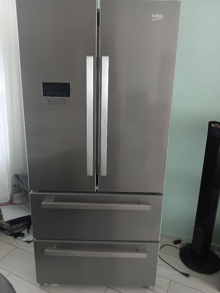 Beko Amerikaanse Koelkast  – Voor de klusser of onderdelen!, Ophalen, 200 liter of meer, 60 cm of meer, 160 cm of meer