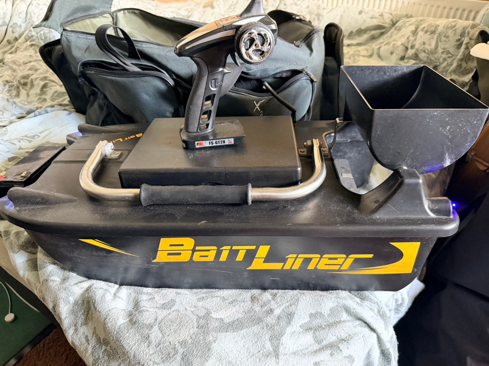 Baitliner voerboot, Ophalen of Verzenden, Zo goed als nieuw