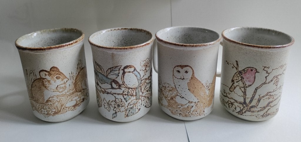 Set van 4  vintage Dunoon mokken, Ophalen of Verzenden, Zo goed als nieuw, Overige stijlen, Kop(pen) en/of Schotel(s)