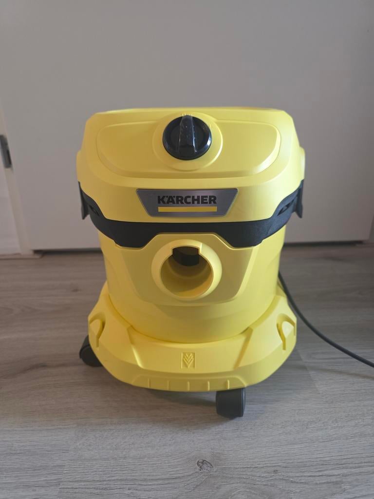 Kärcher Nat- en Droogzuiger WD 2 Plus, Ophalen of Verzenden, Zo goed als nieuw, Waterstofzuiger, Minder dan 1200 watt