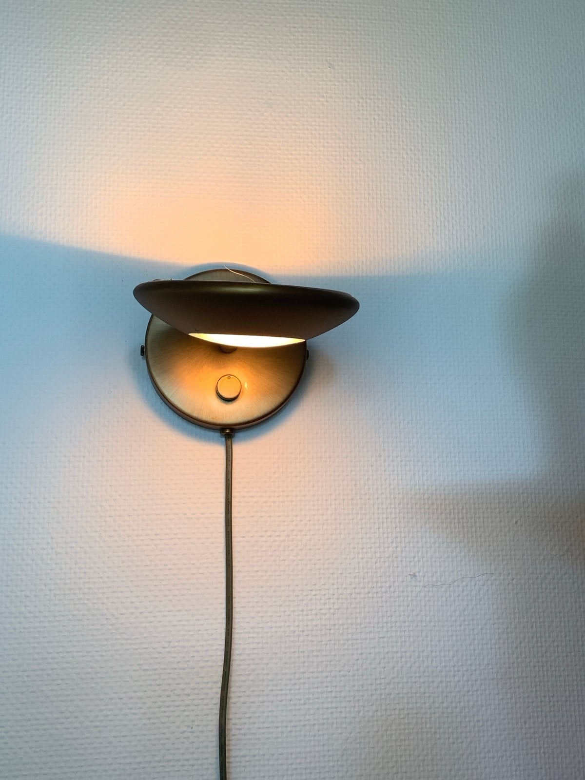 Stijlvolle bronzen wandlamp met dimbare schakelaar, Ophalen, Bruin, Overige fittingen, Zo goed als nieuw