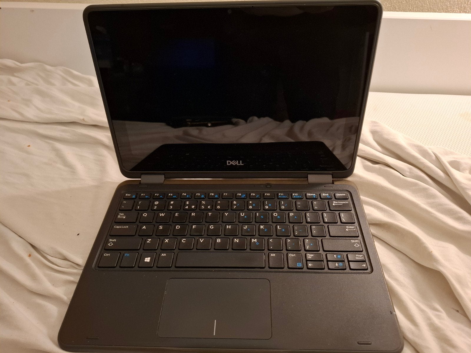dell Latitude 3190 2 in 1, 12 inch, Ophalen, 8 GB, Minder dan 2 Ghz, Zo goed als nieuw