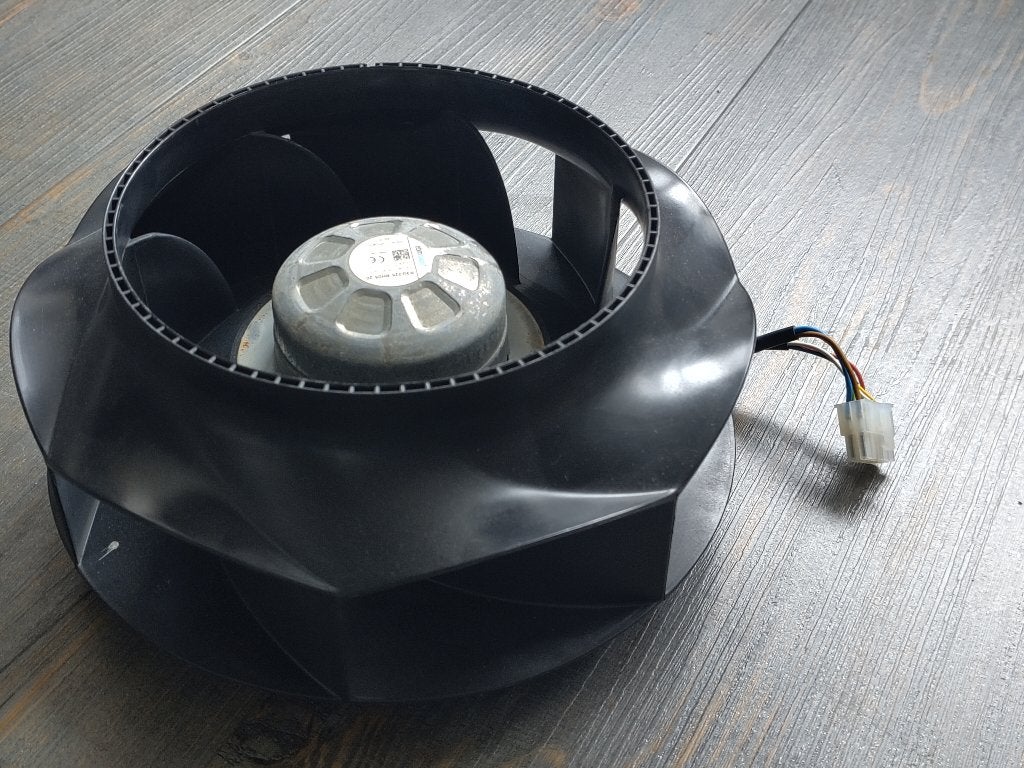Ventilator R3G225-RH05-20 voor Itho Daalderop HP Cube, Gebruikt, Minder dan 30 cm, Overige typen, Minder dan 60 cm
