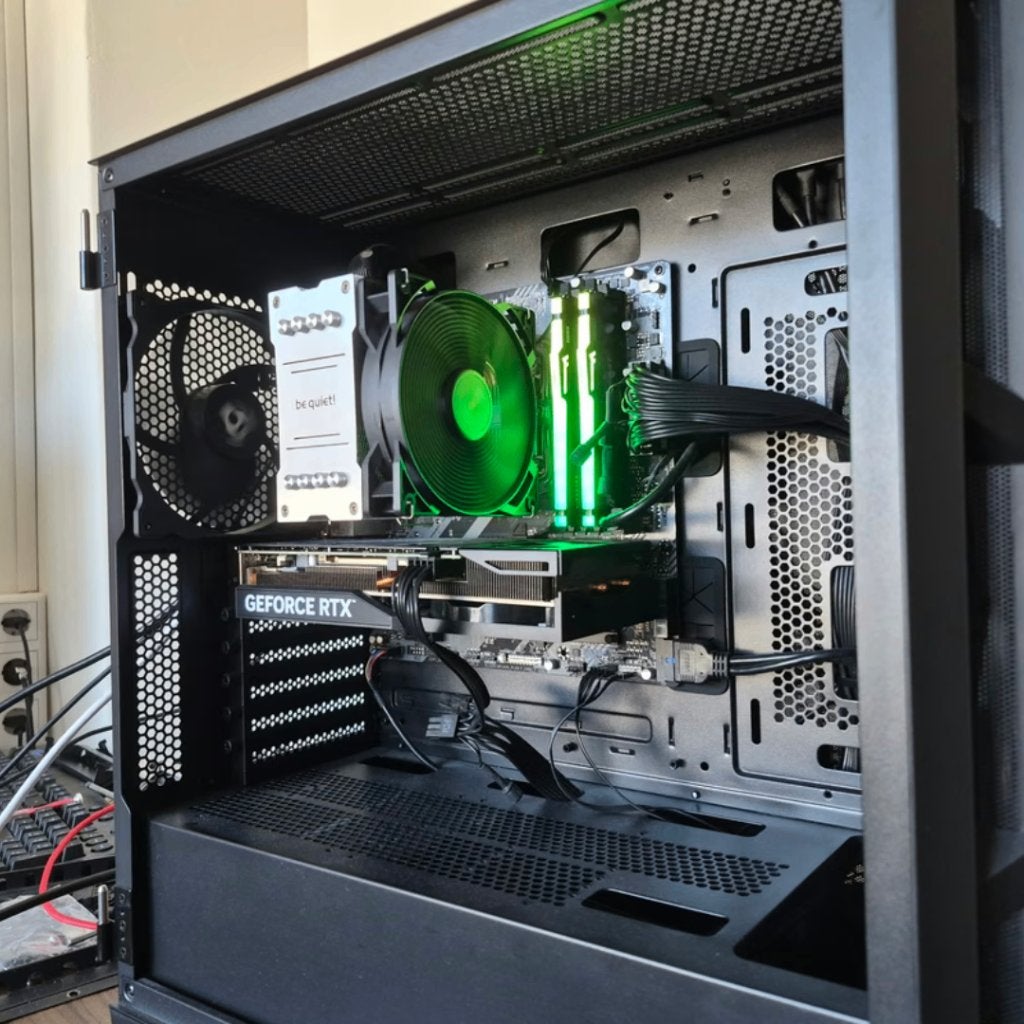 Gaming PC // RTX 4070 & AMD 5 7500F & 32GB, Ophalen, 7604 HM, 32 GB, DTGParts.Business@gmail.com