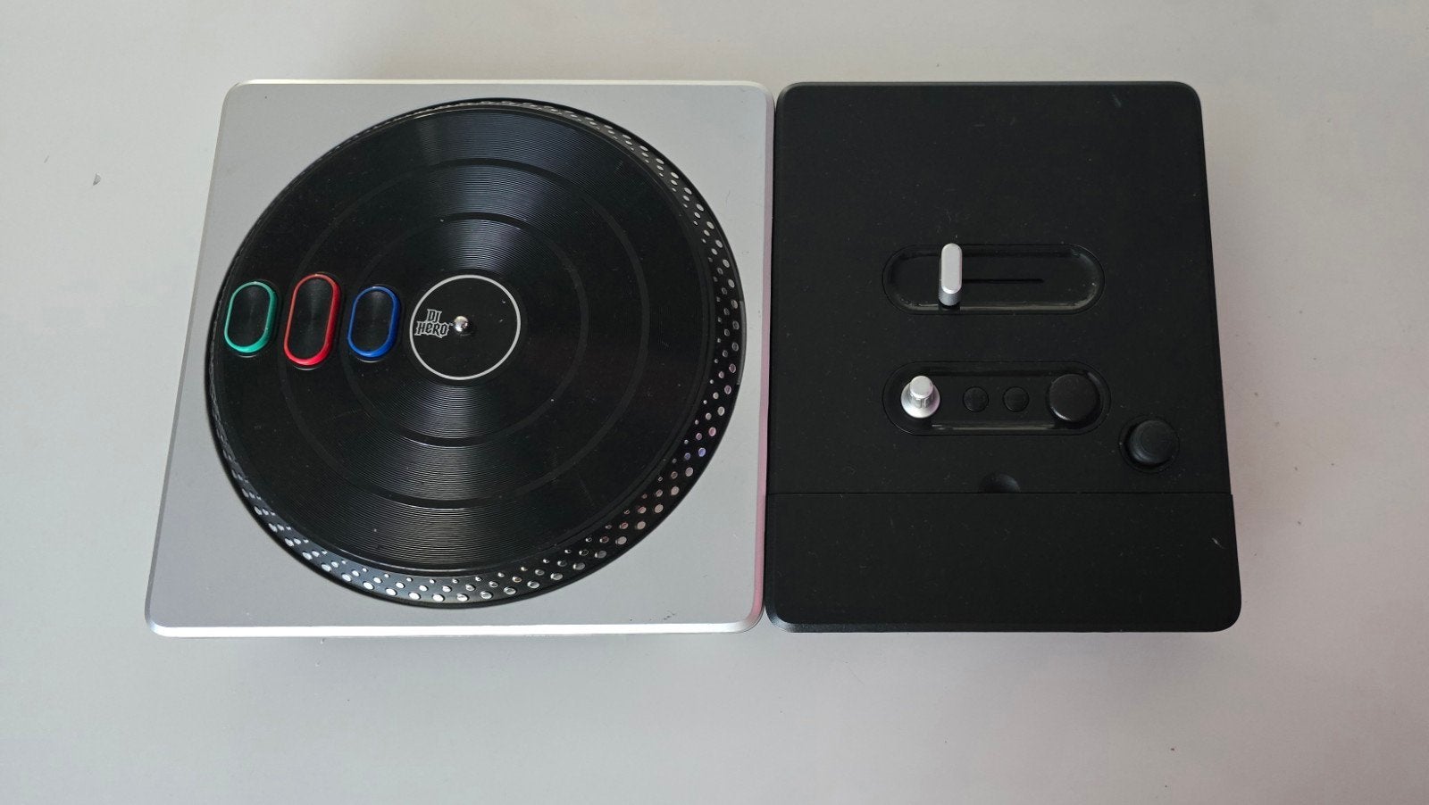 DJ Hero voor Nintendo Wii met Draaitafel Controller, Ophalen of Verzenden, Gebruikt, Met 1 controller, Met games