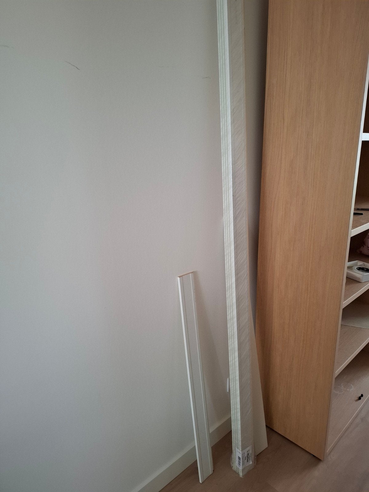 5 Nieuwe Witte Plinten RAL 9010 - 2,40m lang, 9cm hoog, Ophalen of Verzenden