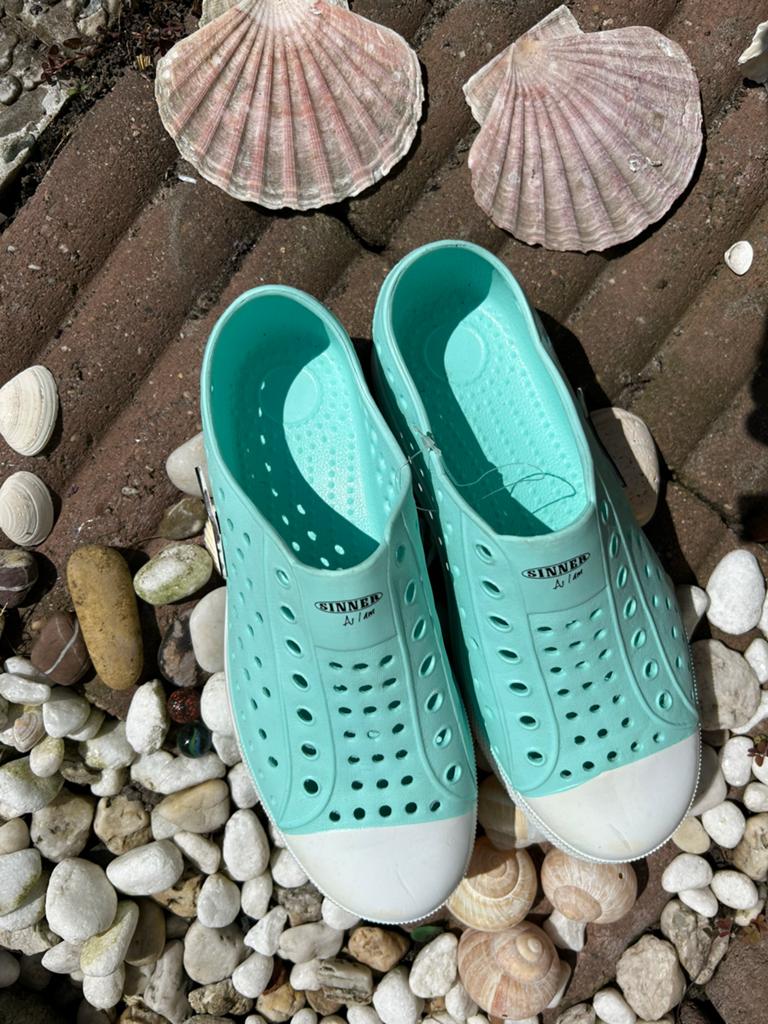 Sinner waterschoenen maat 39 - Nieuw, Kleding | Dames, Schoenen, Ophalen of Verzenden, Nieuw, Groen, Slippers