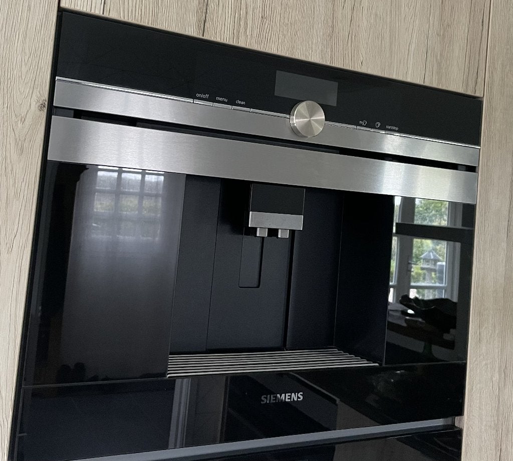 siemens volautomatische koffiezetapparaat CT636LE.1/04 1600W, Ophalen, Afneembaar waterreservoir, Gebruikt, 10 kopjes of meer