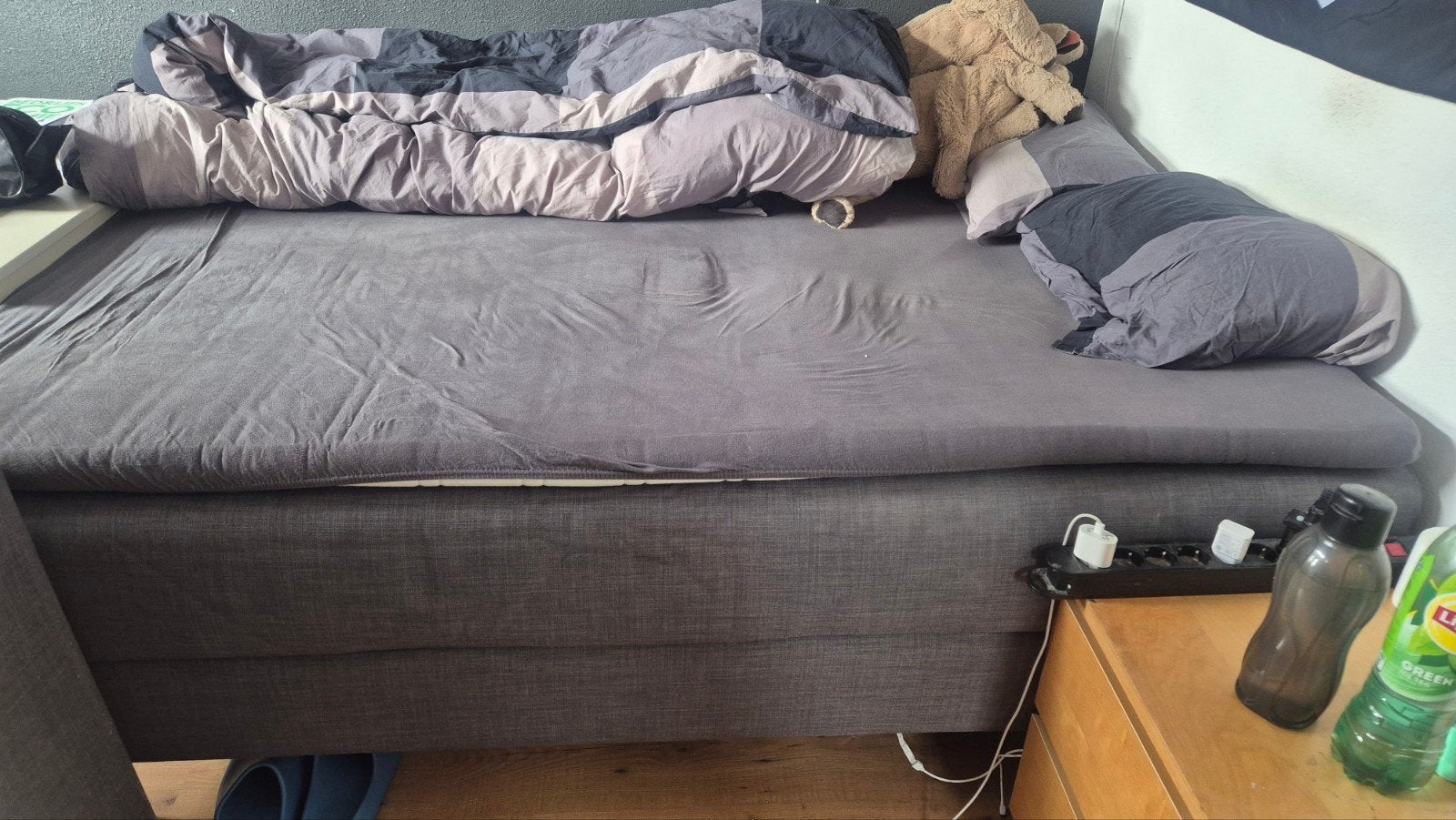 Ikea Dunvik boxspring 140x200, 3 jaar oud, Tweepersoons, Zo goed als nieuw, 200 cm, Grijs