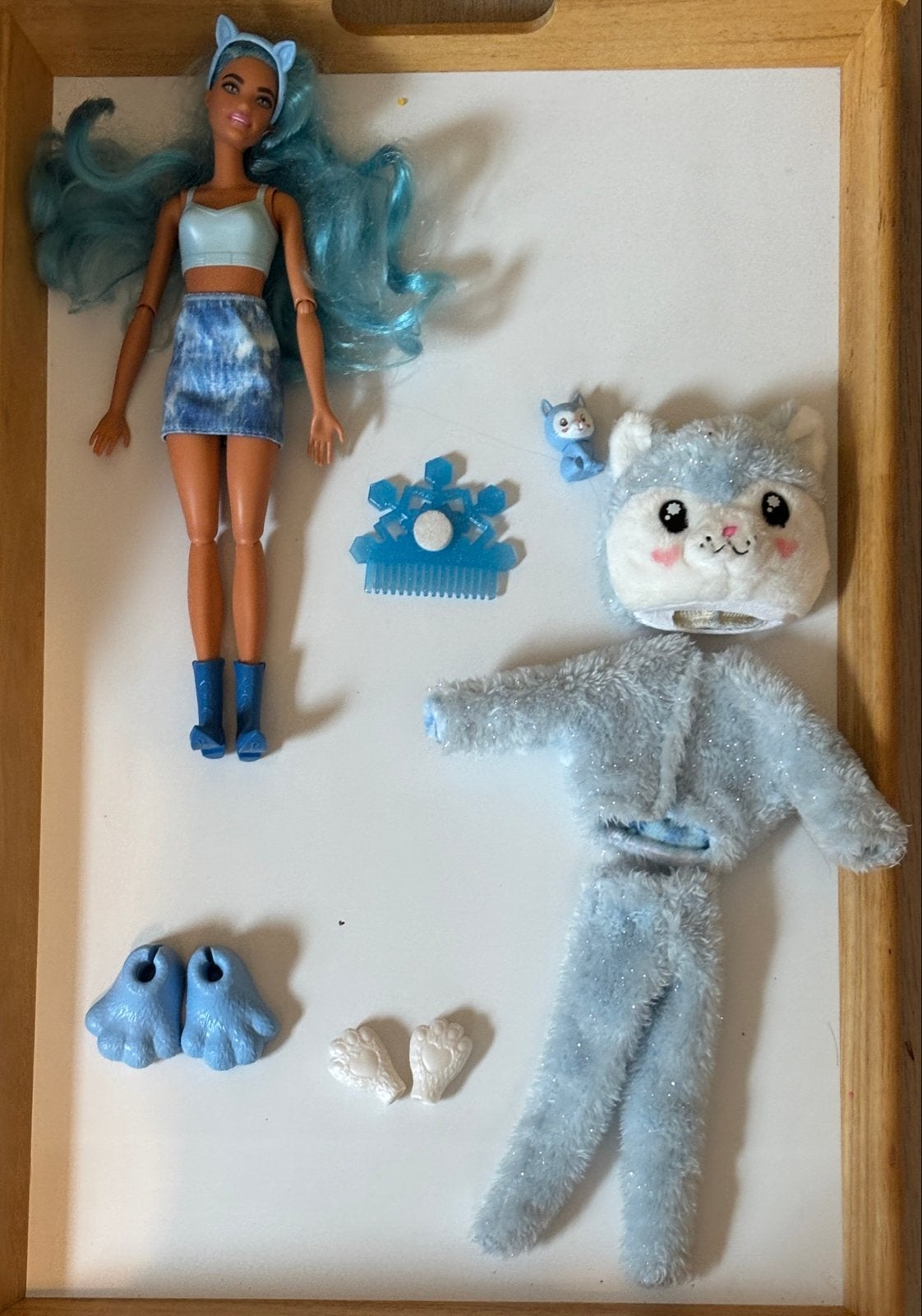Barbie Cutie Reveal Cozy Cute Winter Sparkle Serie kat, Ophalen of Verzenden, Zo goed als nieuw, Barbie