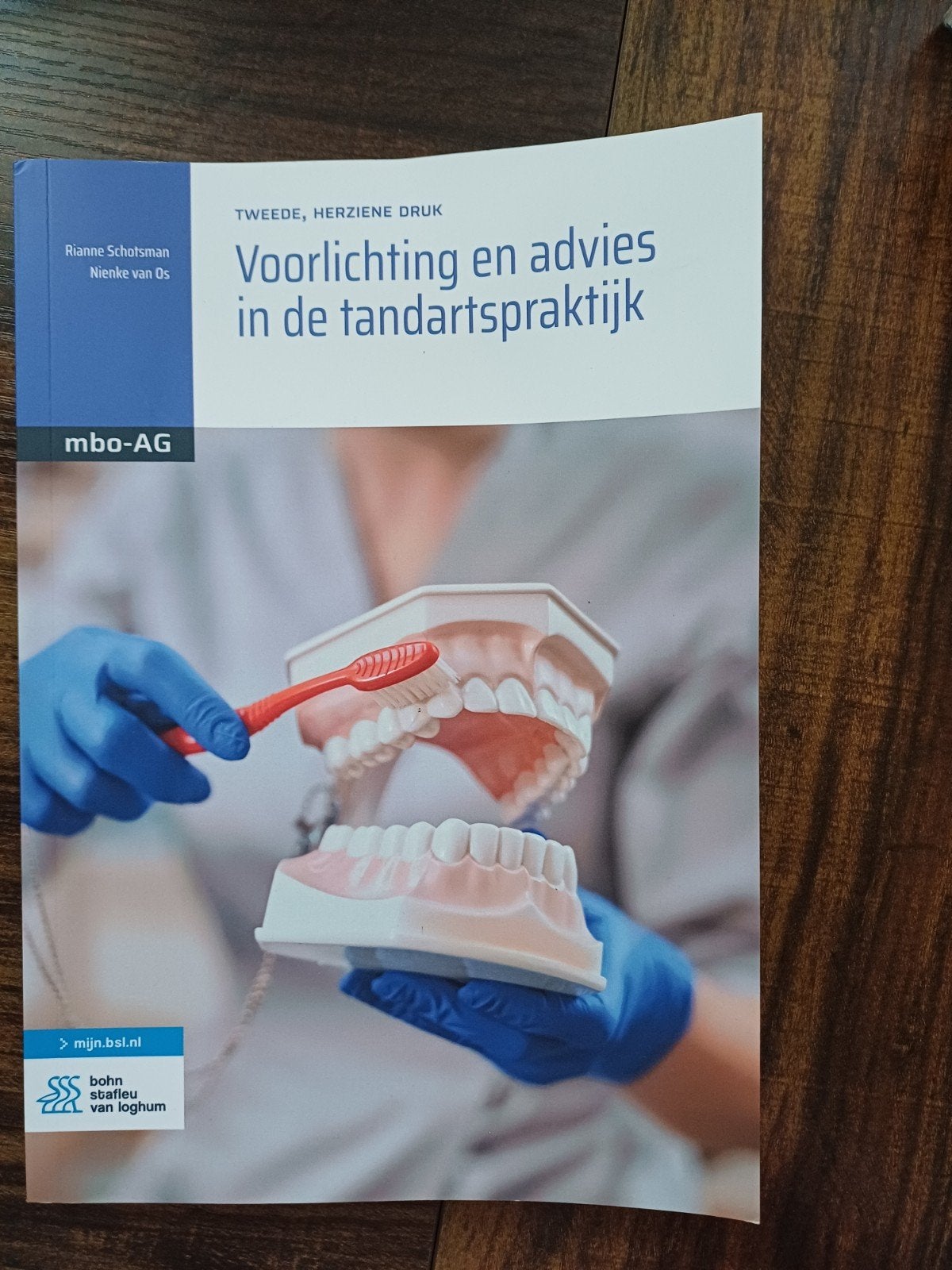 Voorlichting en advies in de tandartspraktijk schoolboek, Ophalen, Sociale wetenschap, Zo goed als nieuw, Nienke van Os; Rianne Schotsman