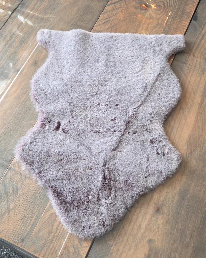Grijze konijnenvel decoratief, Gebruikt, 50 tot 100 cm, Ophalen of Verzenden, Grijs