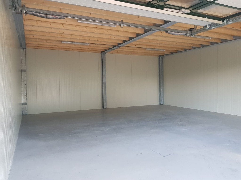 opslagruimte te huur / bedrijfsruimte te huur / opslag, Zakelijke goederen, Bedrijfs Onroerend goed, 98 m², Huur, Opslag of Loods