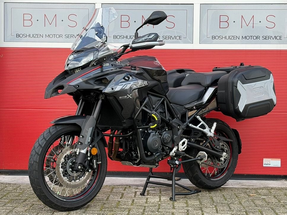 BENELLI TRK 502 X (bj 2022), Motoren, Motoren | Benelli, 2 cilinders, 499 cc, Bedrijf, Onbekend