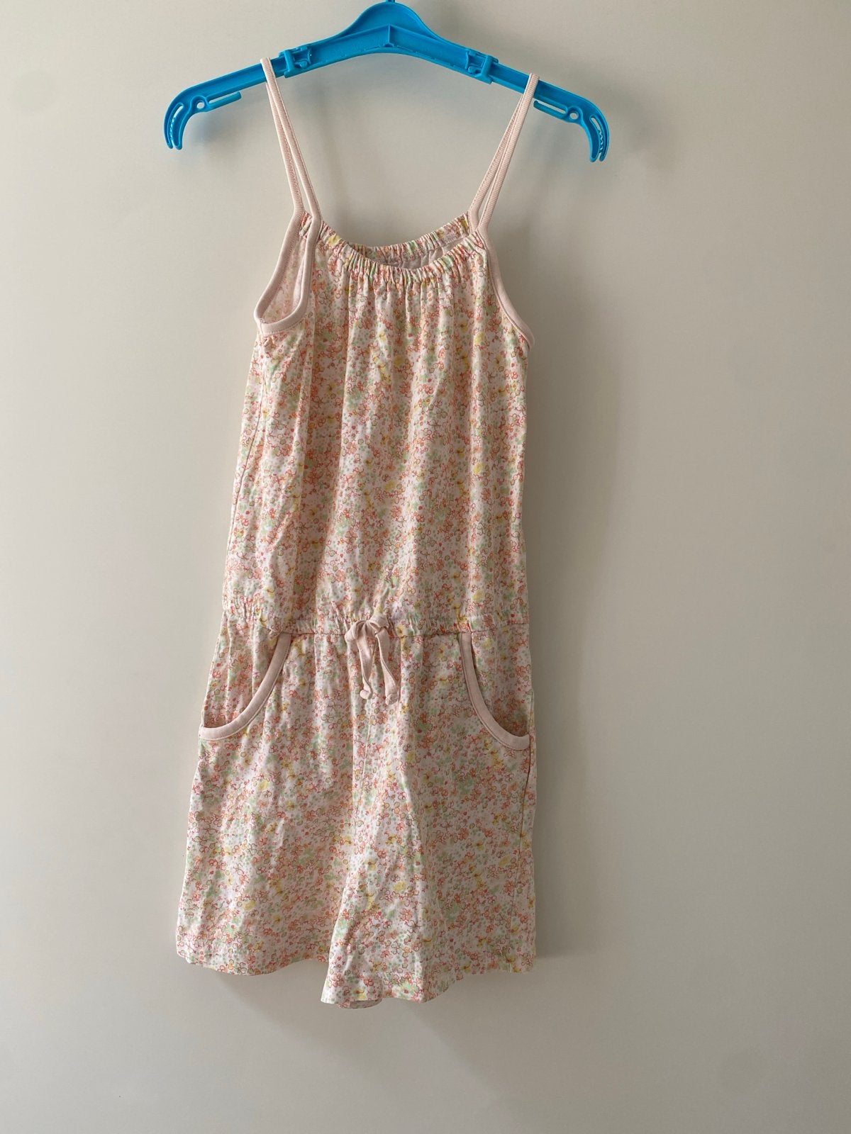 Zomers jumpsuit maat 128 met steekzakken, Ophalen of Verzenden, Gebruikt, Meisje, Overige typen