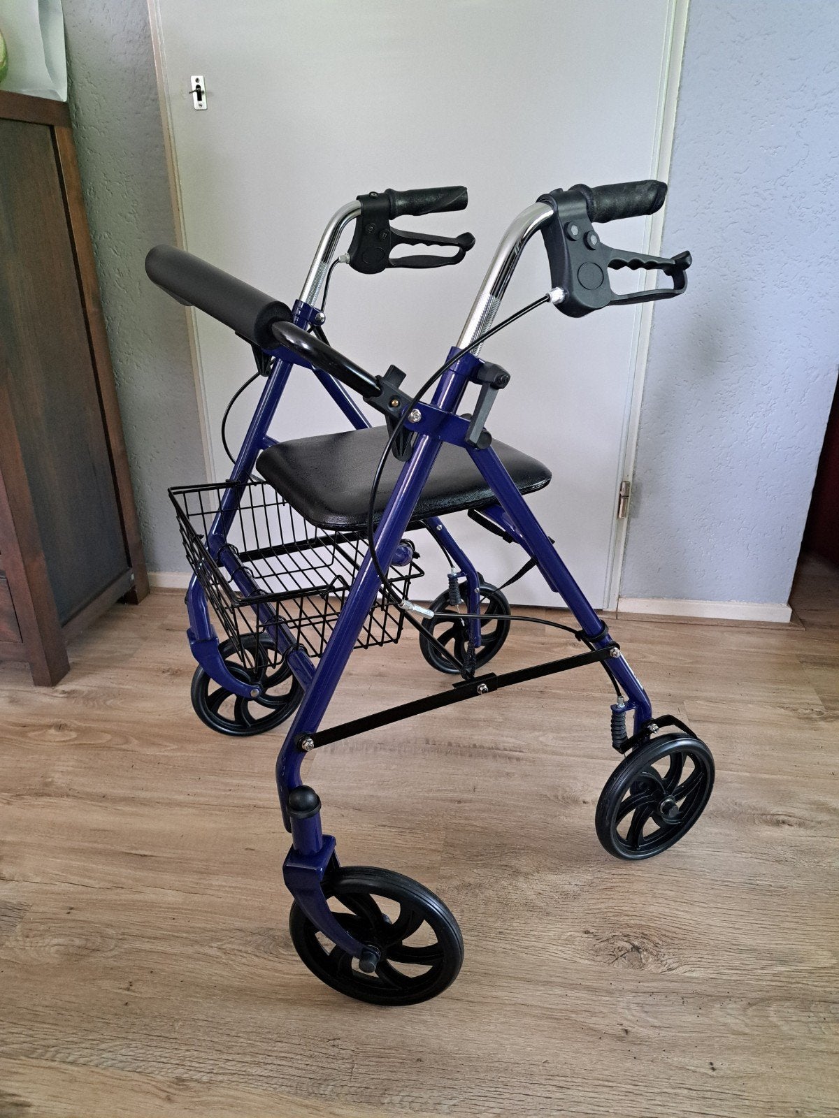 Nieuwe rollator van RollnGo, Ophalen, Nieuw