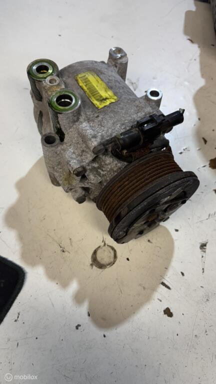 Airco pomp Ford Fiesta VI ('08-'17) 8v5119d629ef, Gebruikt, Ford, Ophalen of Verzenden, Ford