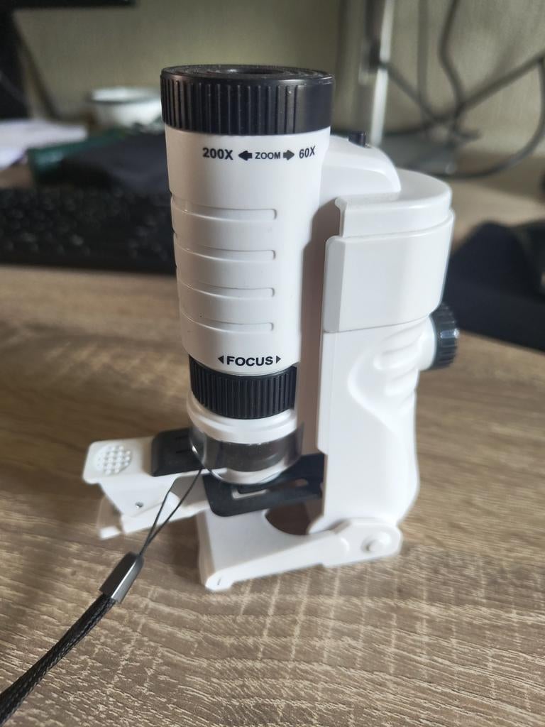 Handheld Microscoop 60x-200x Zoom, Audio, Tv en Foto, Optische apparatuur | Microscopen, Ophalen of Verzenden, Minder dan 400x