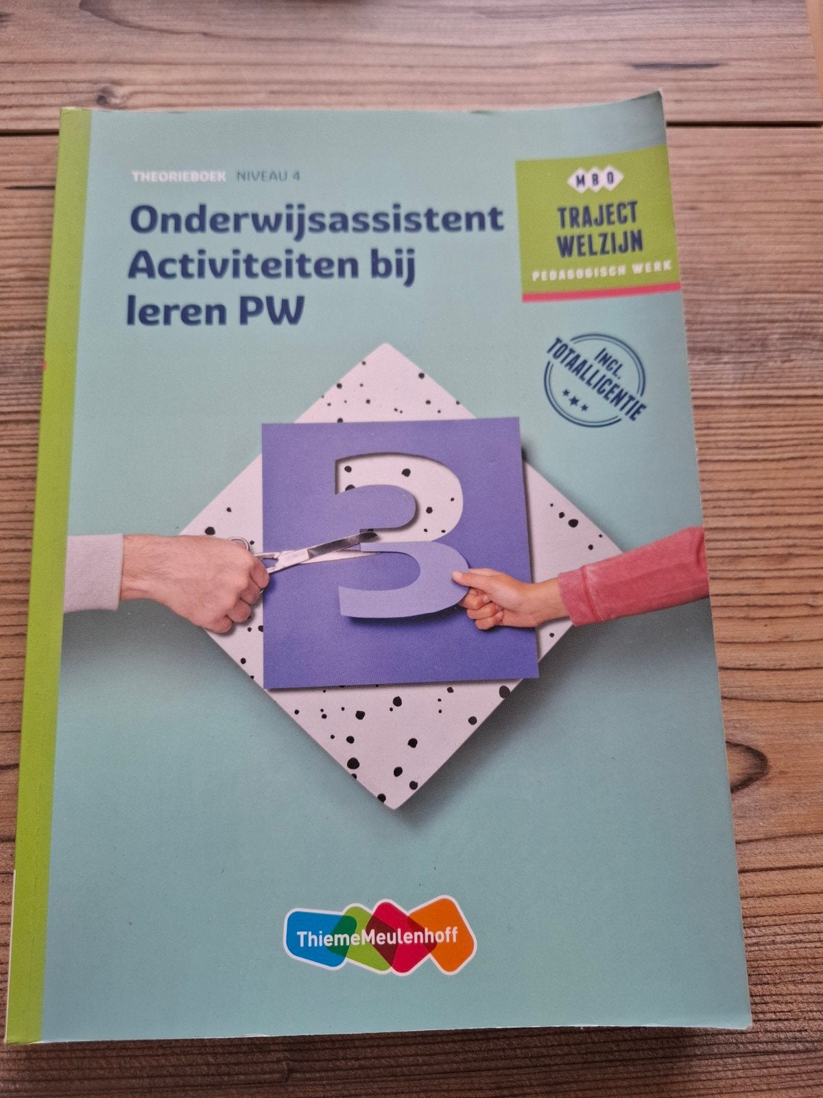 Onderwijsassistent Activiteiten bij leren PW theorieboek, Ophalen of Verzenden, Zo goed als nieuw, Overige niveaus, Nederlands