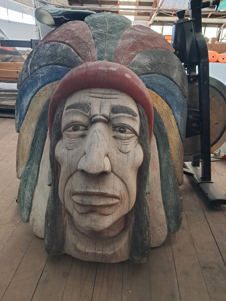 Groot Houten Indianenhoofd met Veren Hoofdtooi, Ophalen, Handgemaakt, 50 - 100 cm, Beeld