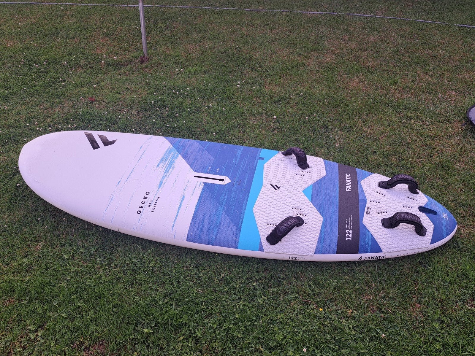 Fanatic Gecko 122 liter windsurfboard 2022, Watersport en Boten, Golfsurfen, Ophalen