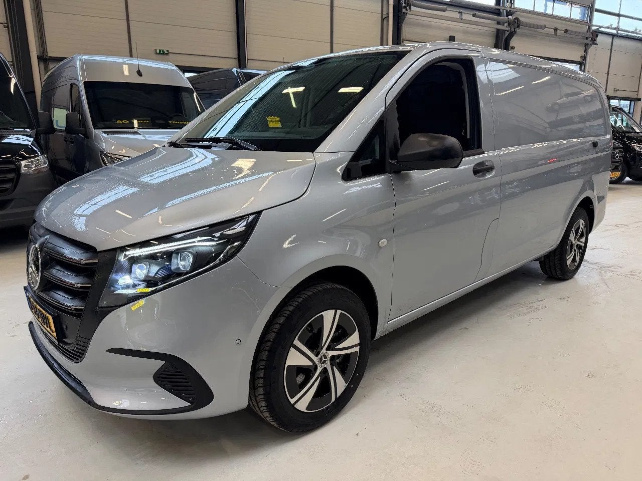 Mercedes-Benz Vito 116CDI L2H1 4x4 Automaat Airco Cruisecont, Auto's, Automaat, Gebruikt, Euro 6, 4 cilinders