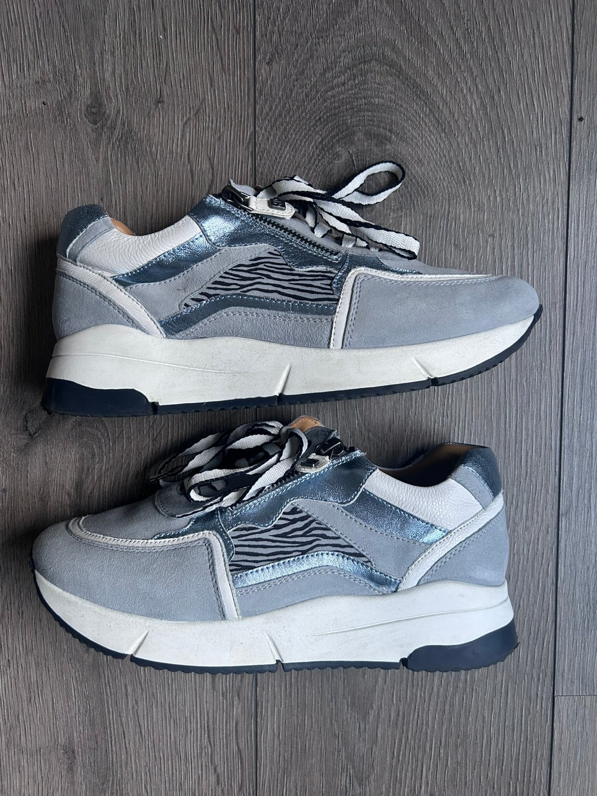 Sneakers Helioform maat 6, Kleding | Dames, Schoenen, Wit, Nieuw, Ophalen of Verzenden, Sneakers of Gympen