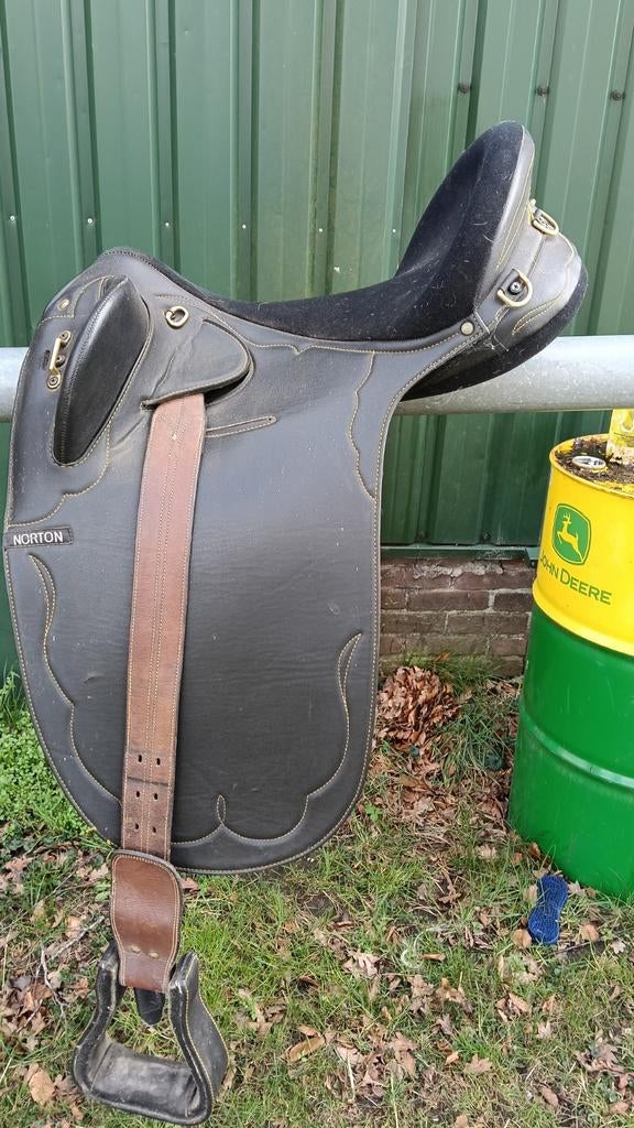 Norton Australian stock zadel 18", Dieren en Toebehoren, Ophalen, Gebruikt, Overige soorten