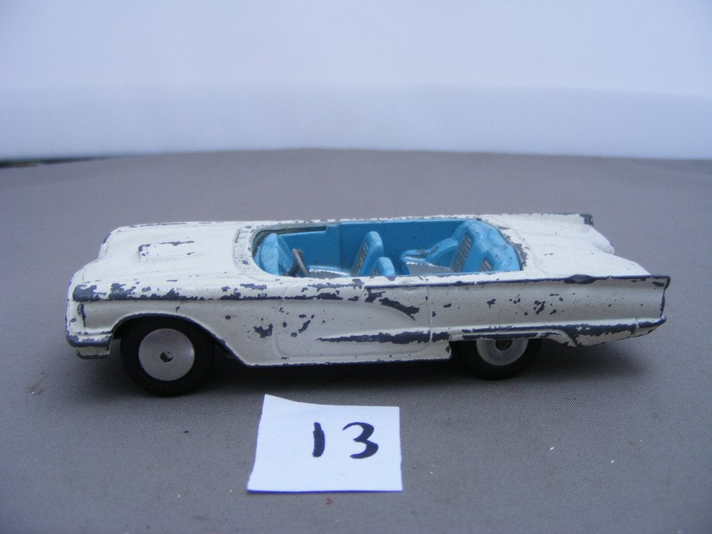 Ford thunderbird 1959, corgi toys 215s 1/43 (13) incompleet, Ophalen of Verzenden, Gebruikt, Auto, Corgi