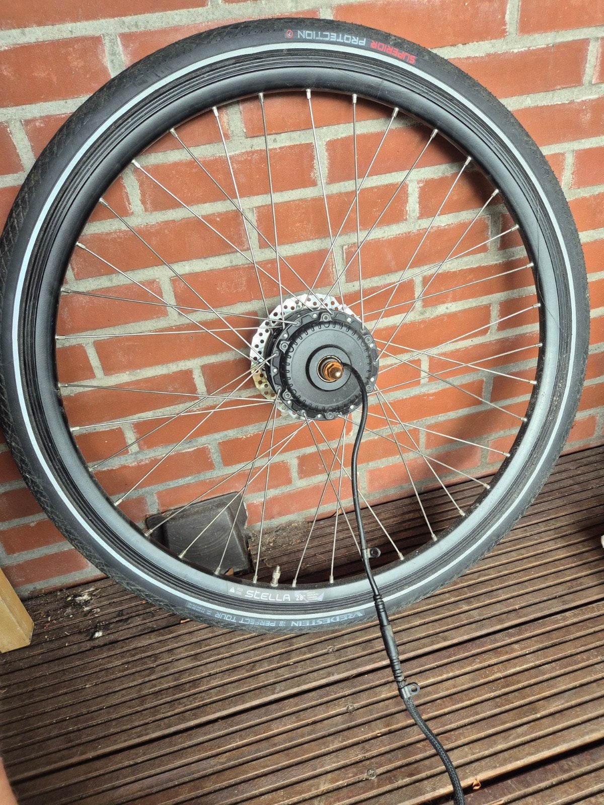Stella Fiona voorwiel met Cobra motor 28 inch, Gebruikt, Stella, Ophalen of Verzenden, Aluminium