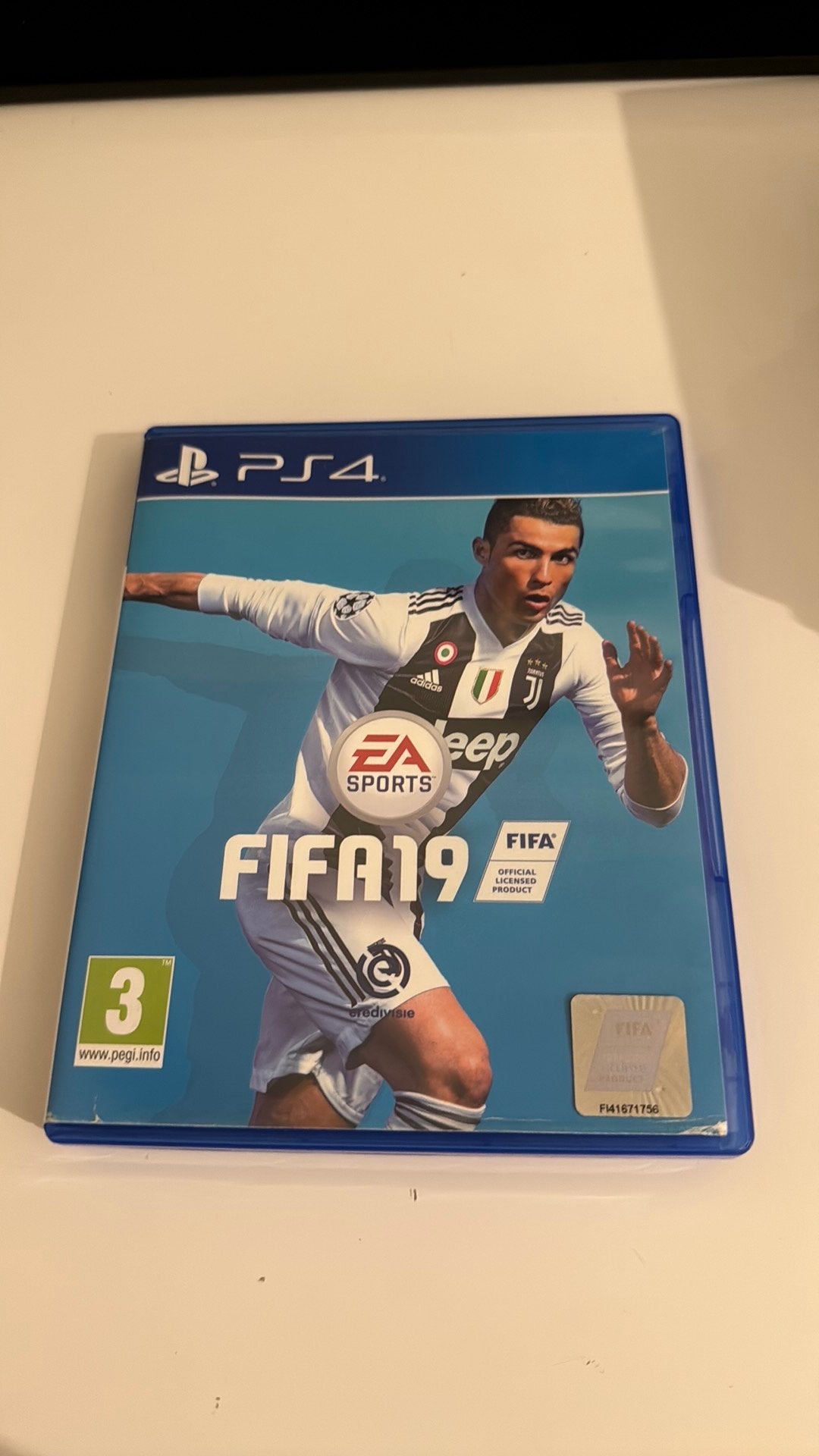 Fifa’s en pes tekoop, Spelcomputers en Games, Games | Sony PlayStation 4, Ophalen, Online, Zo goed als nieuw, Sport