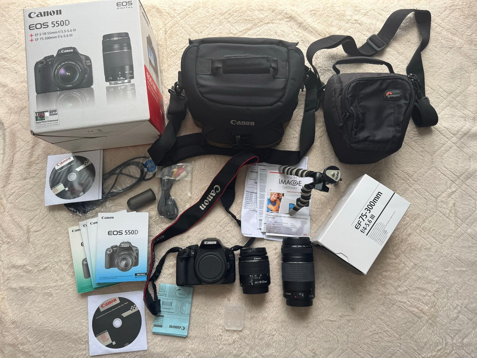 Canon EOS 550D Spiegelreflexcamera + 2 lenzen + accessoires, Audio, Tv en Foto, Fotocamera's Digitaal, Spiegelreflex, Canon, Zo goed als nieuw