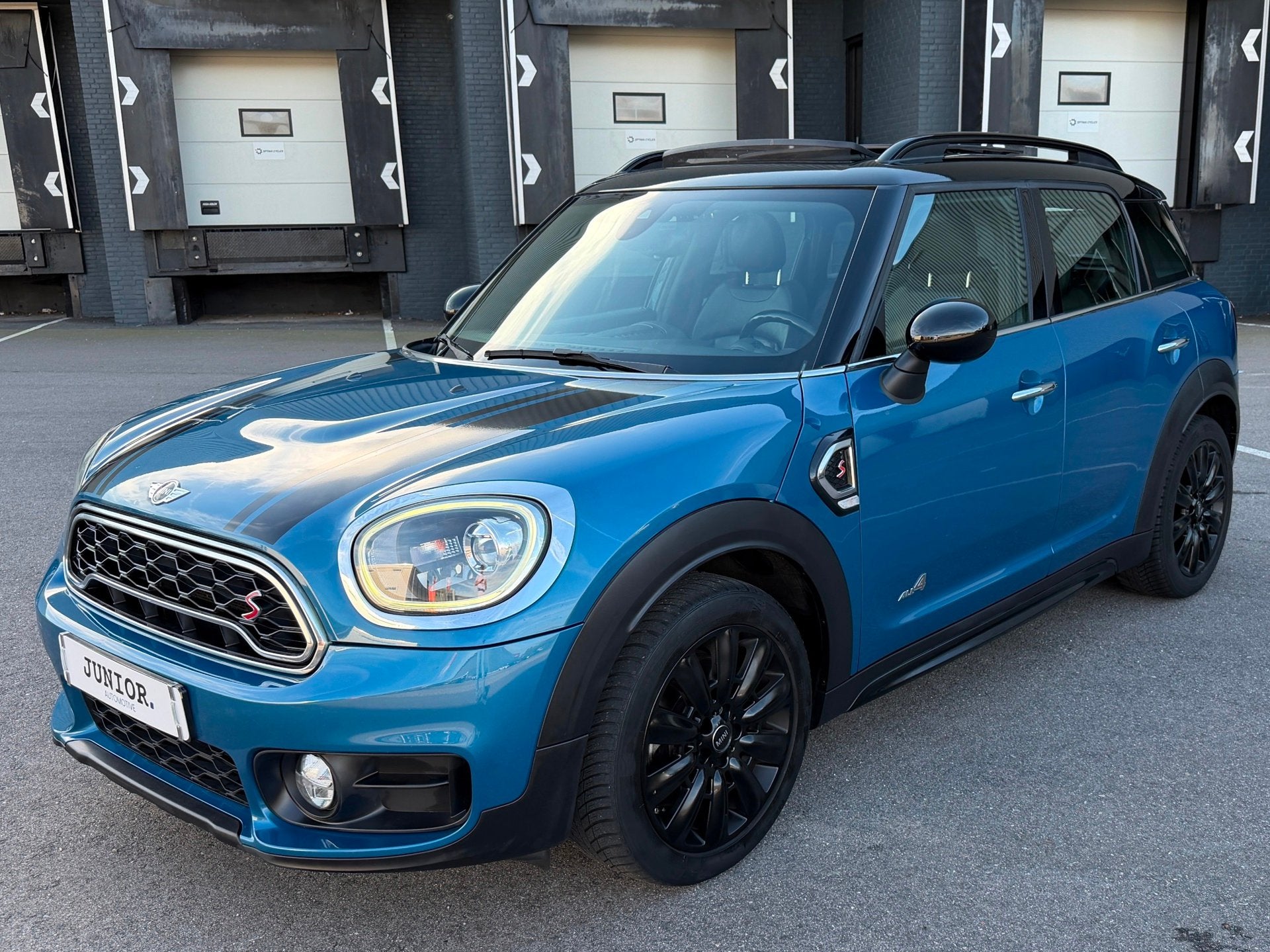 Mini Countryman 2.0 Cooper SD ALL4 Chili PANORAMADAK/LEDER/A, Auto's, Automaat, Dealer onderhouden, Blauw, Leder
