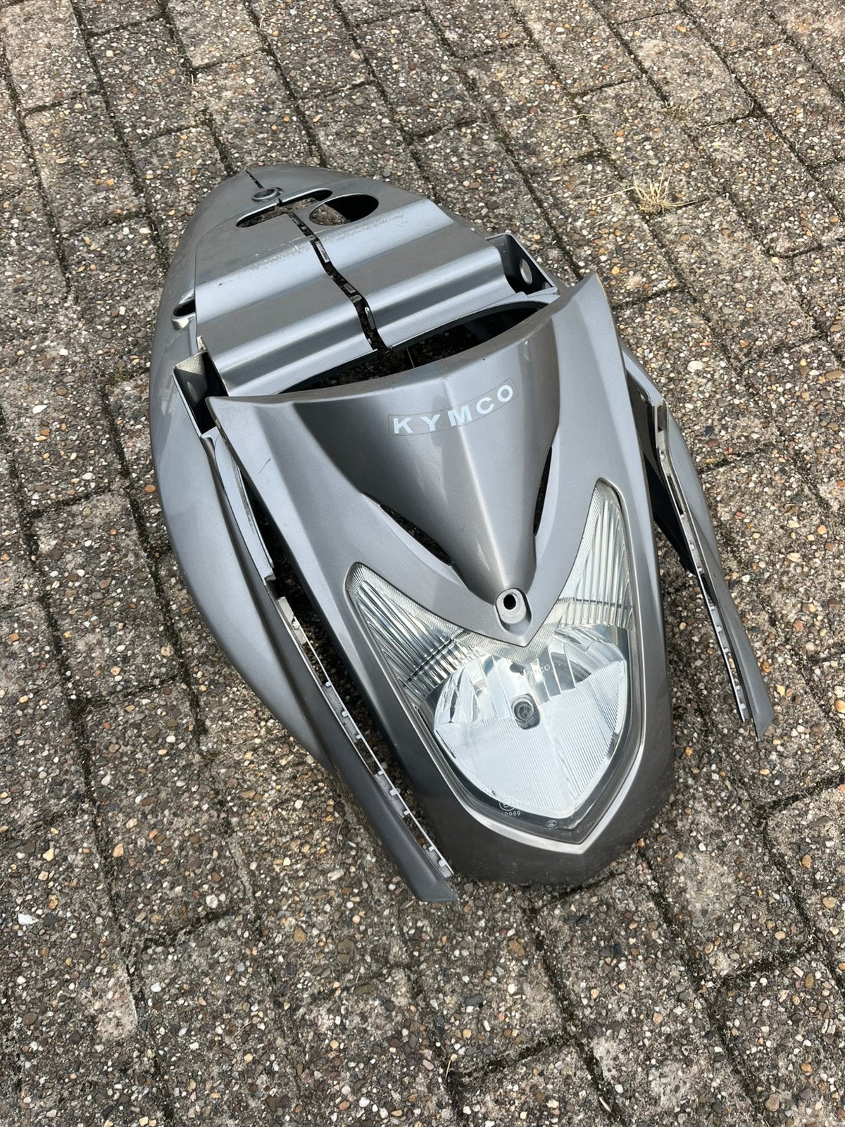 Kymco Agility kappenset L+R+ voorkap inclusief lamp, Ophalen of Verzenden, Gebruikt, Kap, Kymco