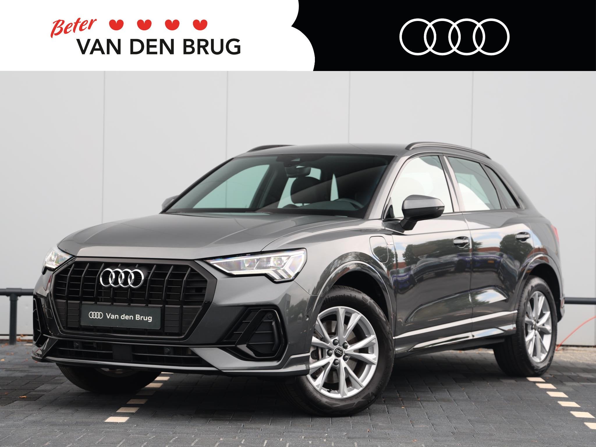 Audi Q3 45 TFSI e S edition 245pk | Camera | Stoelverwarming