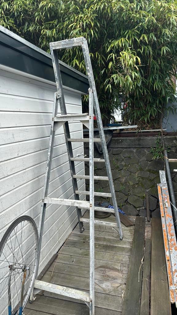 Altrex aluminium trap 1x7 + 1x6 | Gebruikt, goede staat, Ophalen of Verzenden, Zo goed als nieuw, Minder dan 2 meter