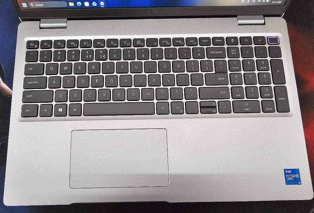 Dell Latitude 5520 i5-1145G7  16 GB DDR4, Ophalen, Met videokaart, 2 tot 3 Ghz, Dell