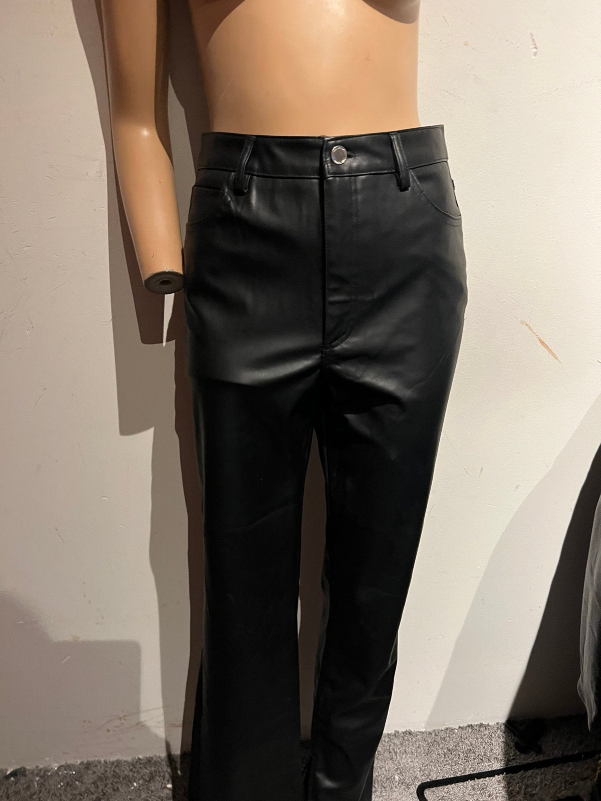Zara jeans vegan leer  maat m zgan, Maat 38/40 (M), G, G, Ophalen of Verzenden