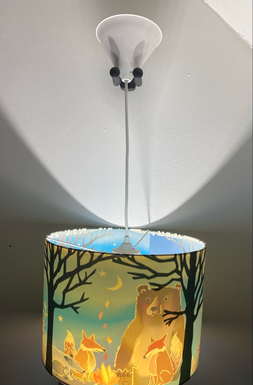 Leuke kinderlamp met bosdieren en bomen, Ophalen, Gebruikt, Textiel, E27 (groot)