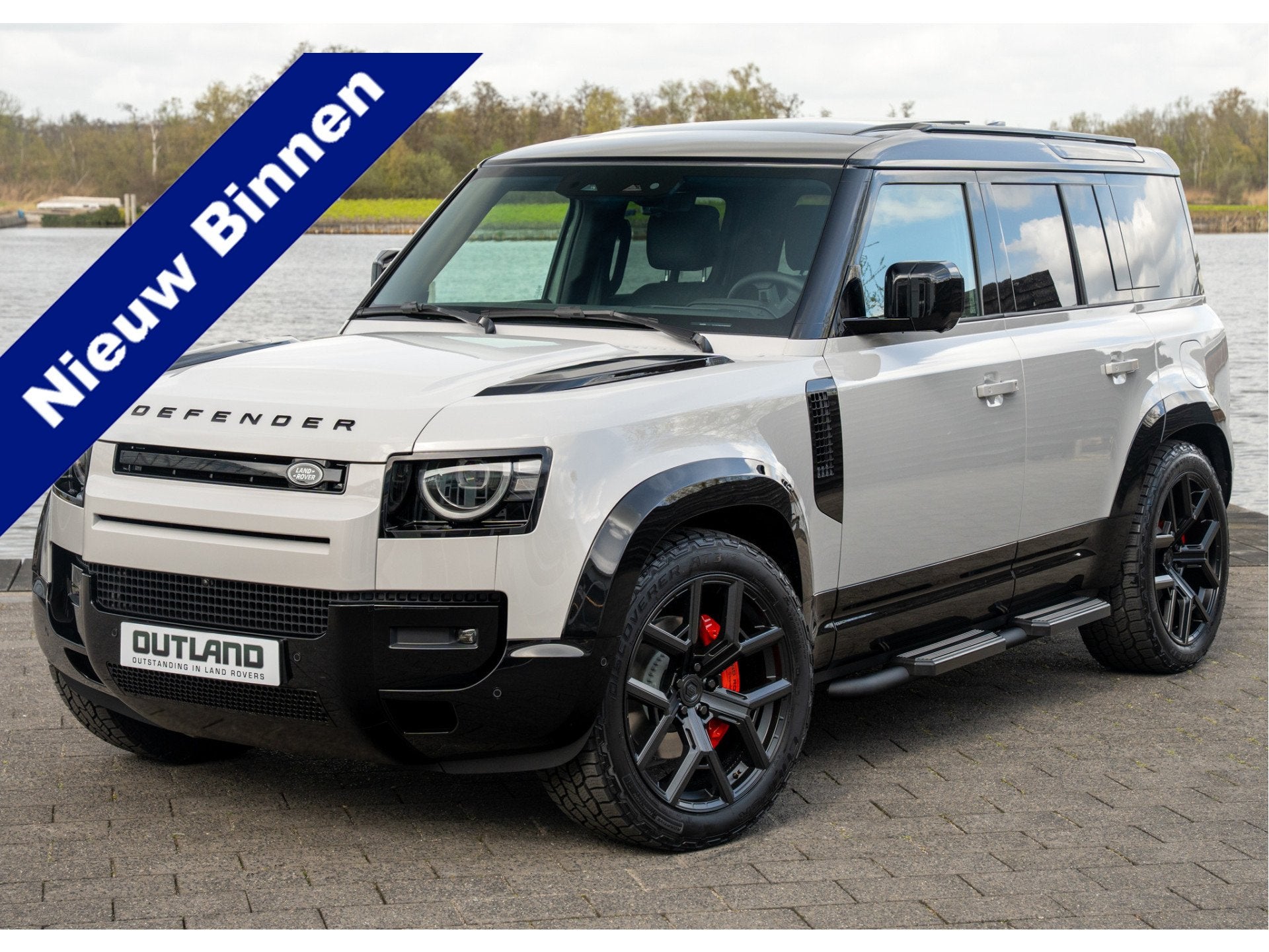 Land Rover Defender 110 P300e 110 X-Dynamic HSE | Full Optio, Auto's, Land Rover, Gebruikt, Zwart, 4 cilinders, 3000 kg