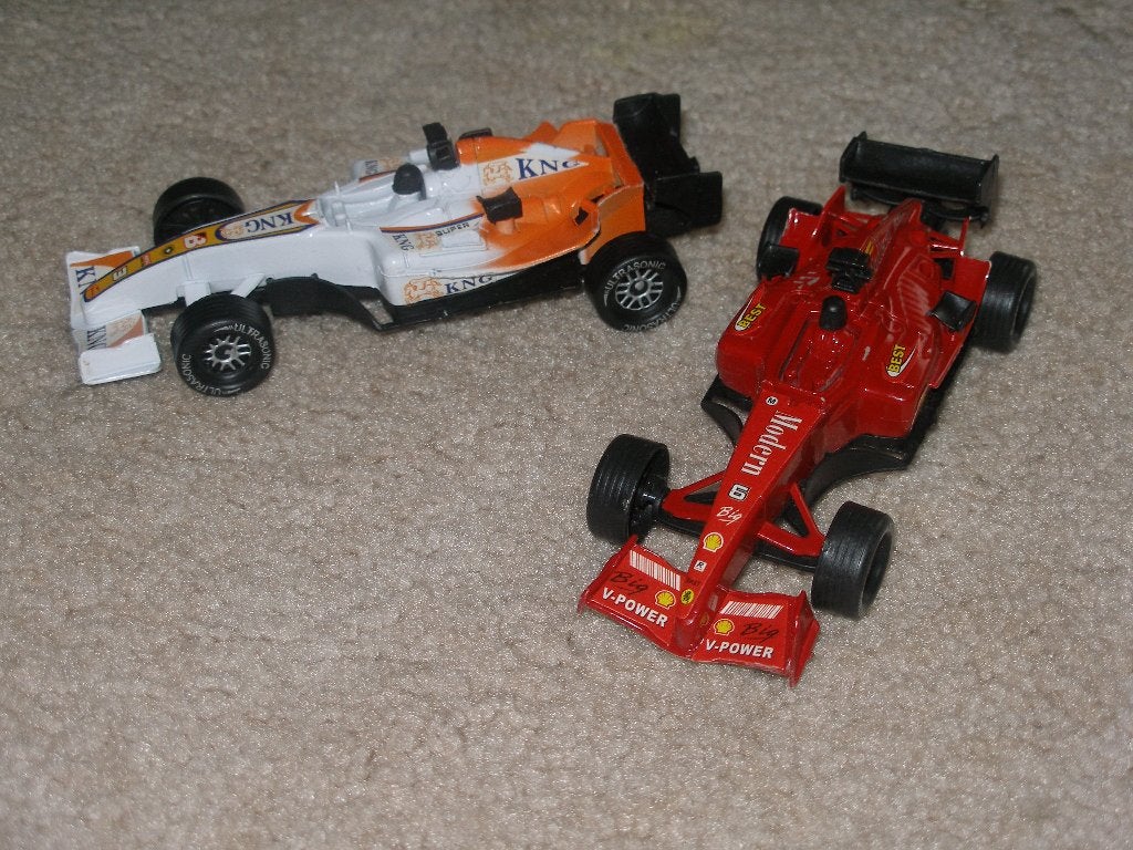 2 race auto's die zelf kunnen rijden, Ophalen of Verzenden, Zo goed als nieuw, Jongen of Meisje