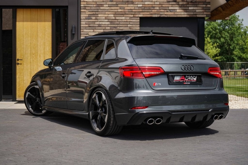 Audi S3 Sportback 2.0 TFSI Quattro Pano/B&O/ACC/Virtual/300P, Auto's, Automaat, S3, 15 km/l, Gebruikt