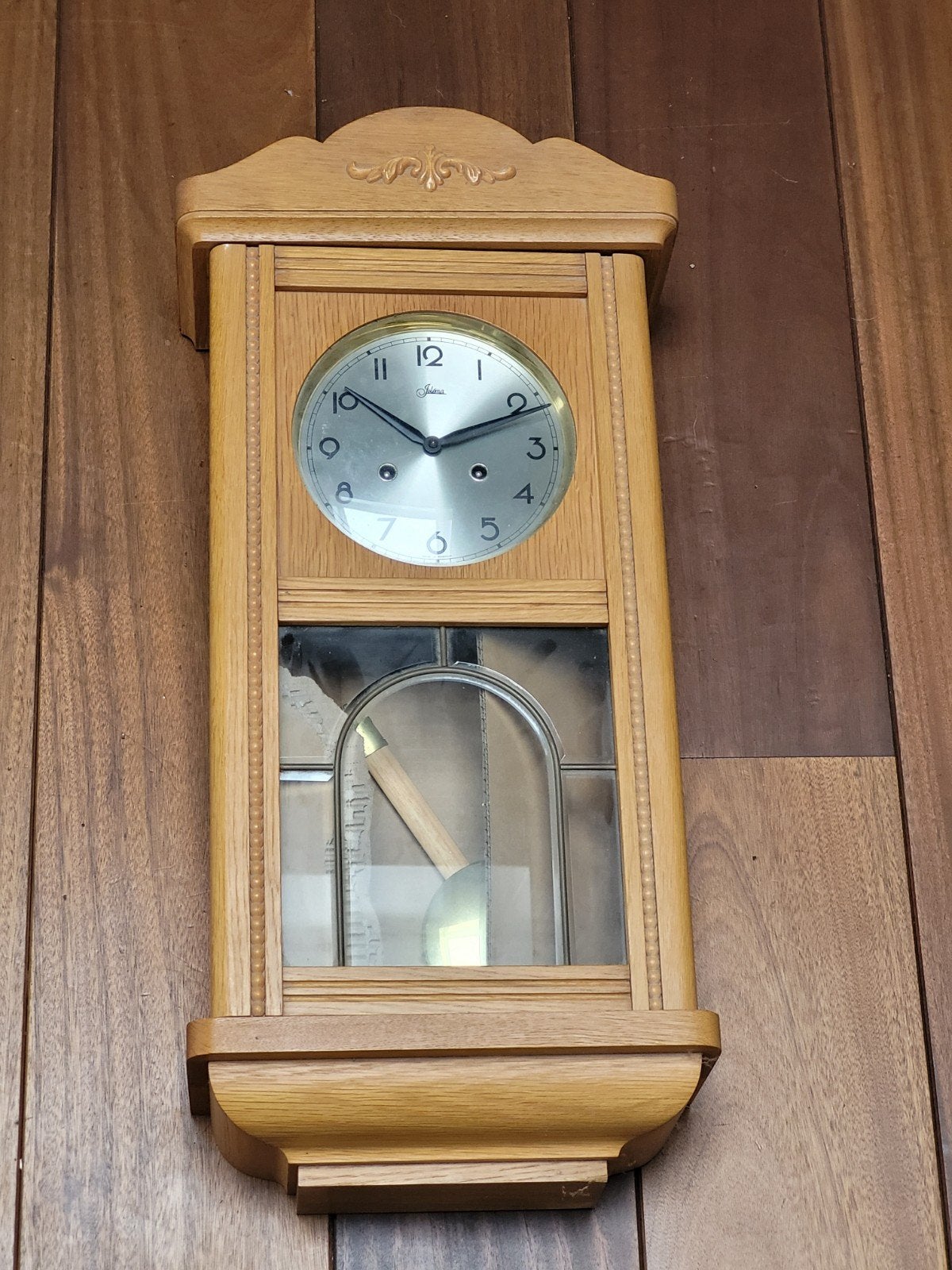 Jaz wandklok met slinger - Klassiek eiken design, Ophalen of Verzenden