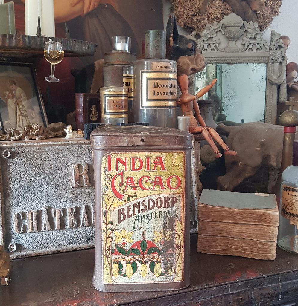 Antiek blik India Cacao Bensdorp Amsterdam, Ophalen of Verzenden, Gebruikt, Overige