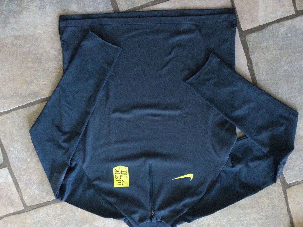 Nike dri-fit maat XL 13-15 jaar blauw met neon geel., Kinderen en Baby's, Kinderkleding | Maat 176, Trui of Vest, Ophalen of Verzenden